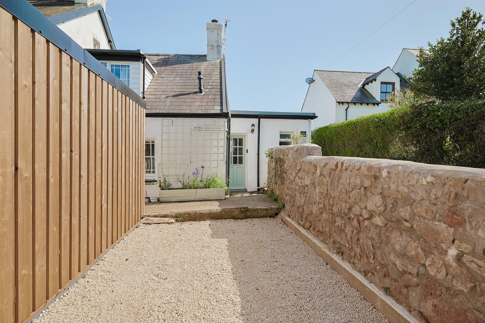 Milan House & Cottage, Overton Lane, Port Eynon, Swansea, SA3 1NR